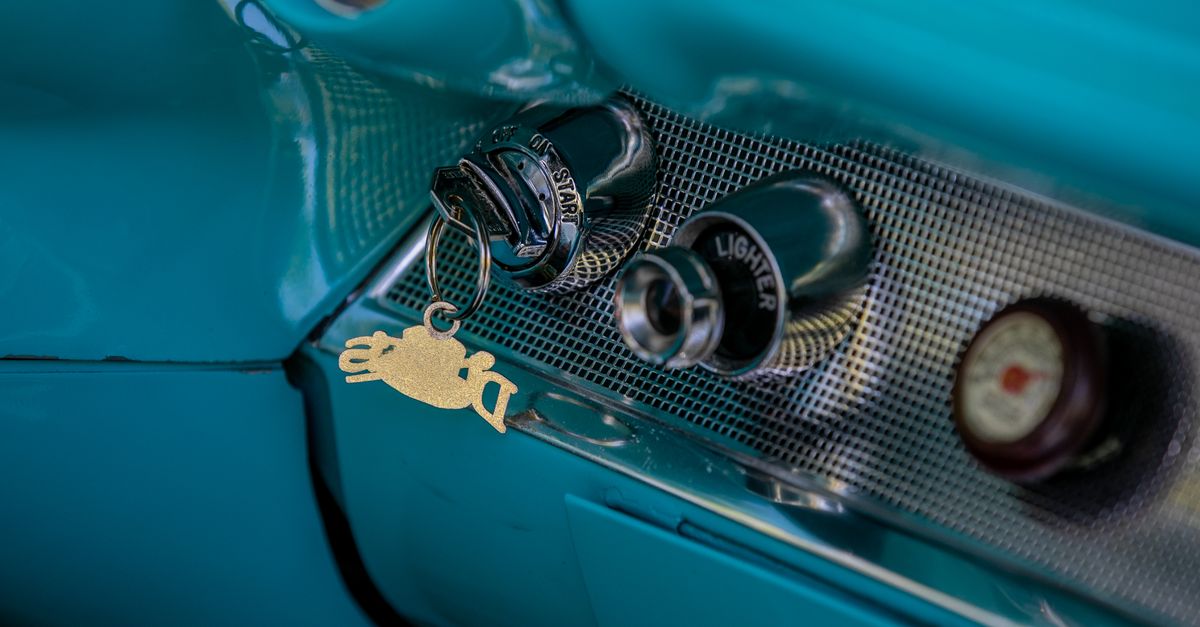 Hyundai car key fob — Purple Locksmith NYC