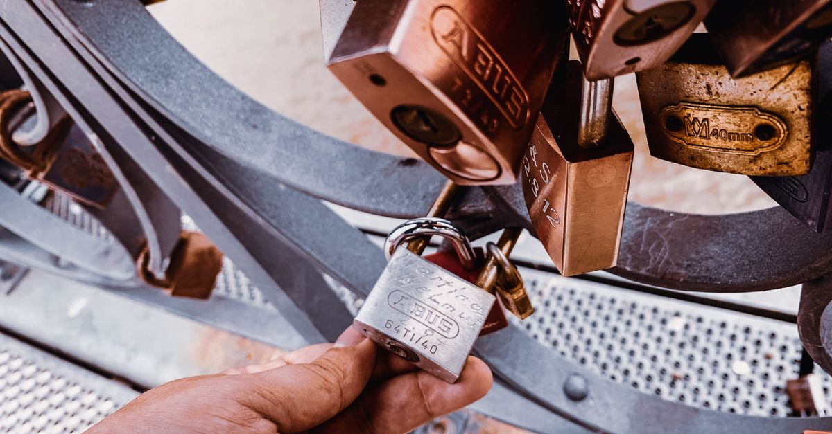 How Apartment Lock Rekeying Works — and What Affects the Price — Purple Locksmith NYC