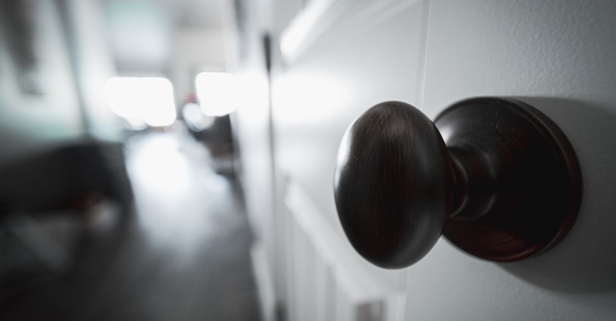 Signs Your Door Knob Lock Needs Replacing — Not Just Repairing — Purple Locksmith NYC
